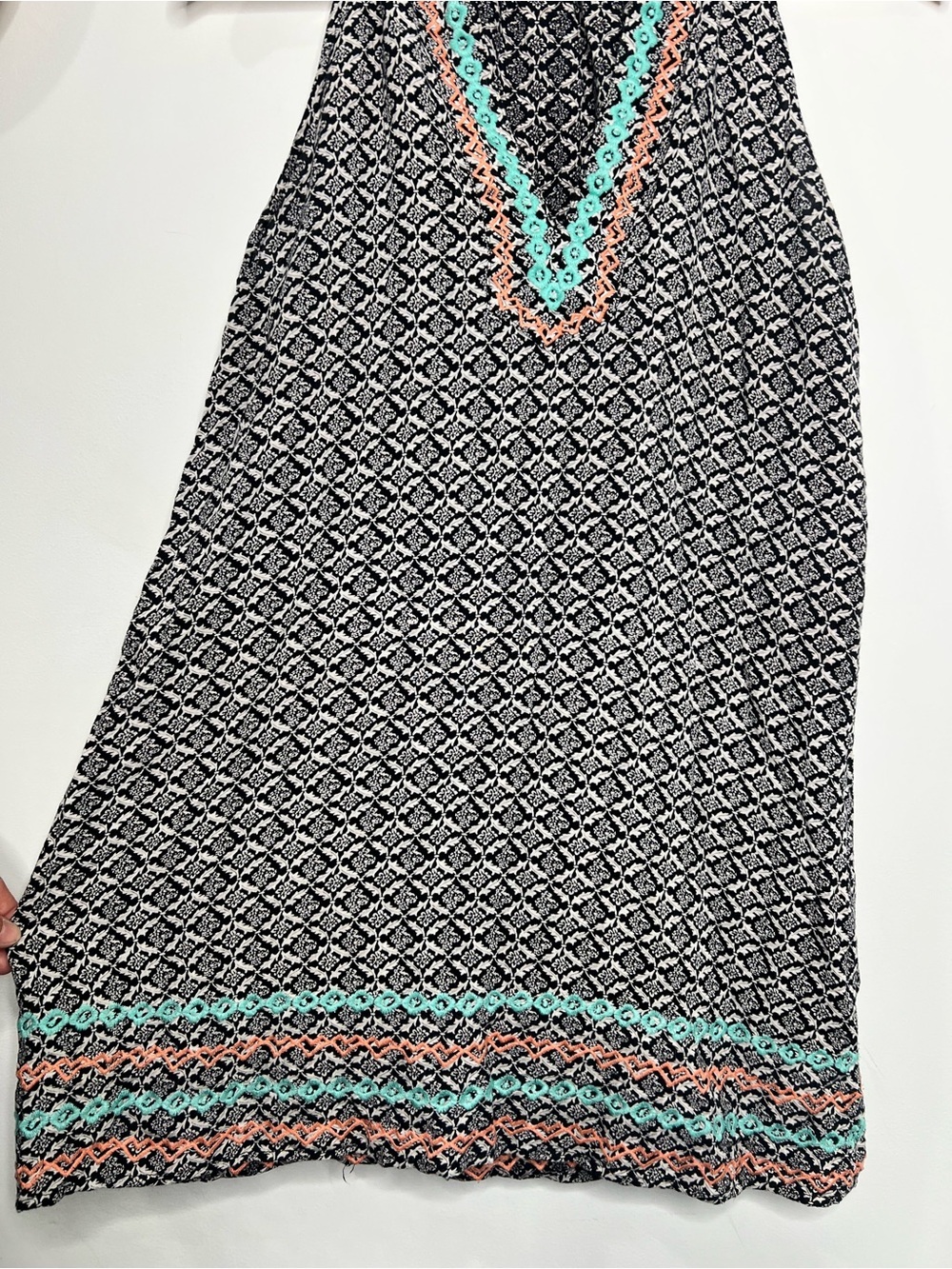 THML Artsy Geometric Bohemian Shift Dress Size Medium - Picture 2 of 6
